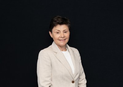 Stephanie Blatch