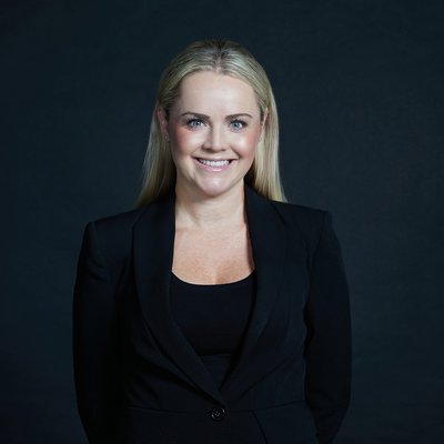 Nicci Hart